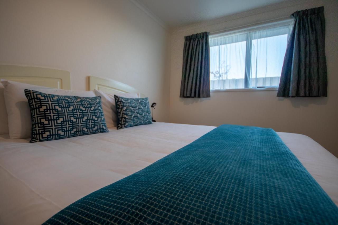 Antonio Mews Motel ストラトフォード エクステリア 写真