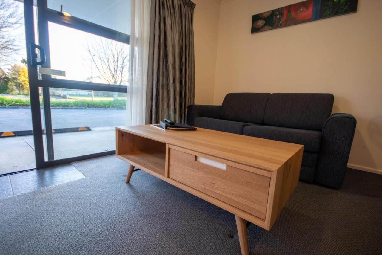 Antonio Mews Motel ストラトフォード エクステリア 写真