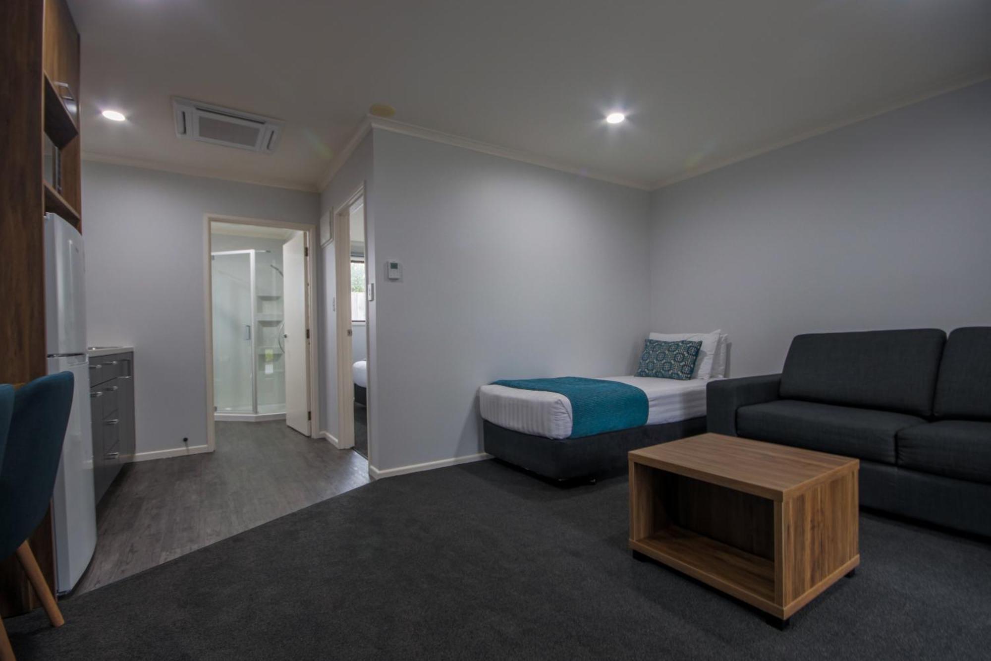 Antonio Mews Motel ストラトフォード エクステリア 写真