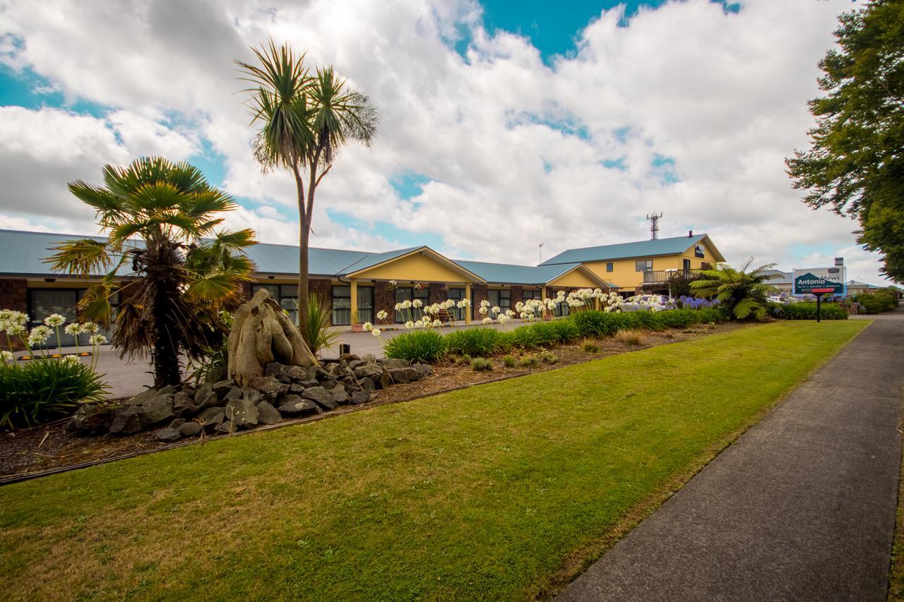 Antonio Mews Motel ストラトフォード エクステリア 写真