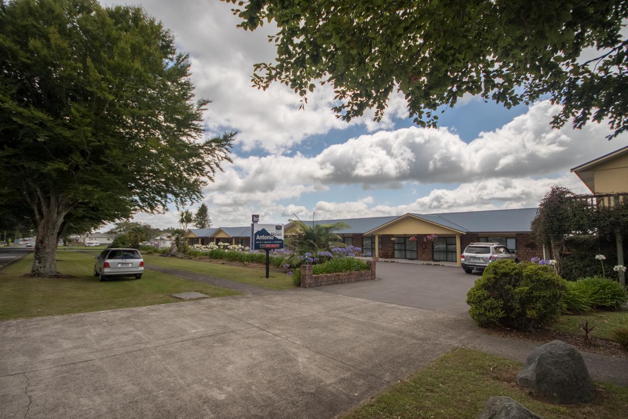 Antonio Mews Motel ストラトフォード エクステリア 写真
